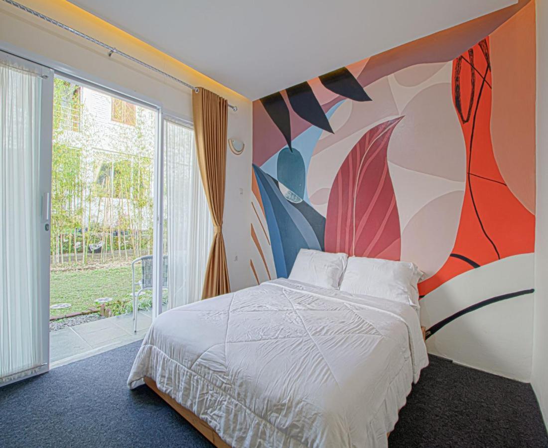 D'Journey Hotel Лембанг Экстерьер фото