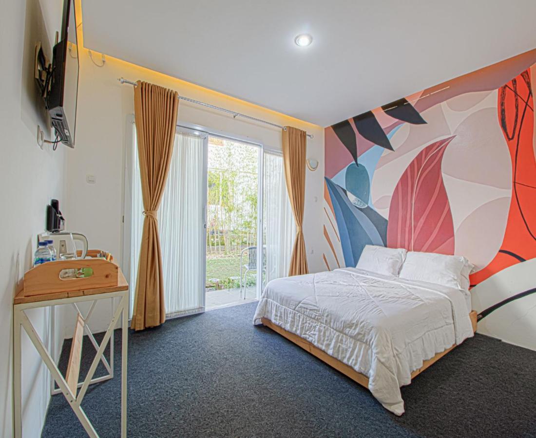 D'Journey Hotel Лембанг Экстерьер фото