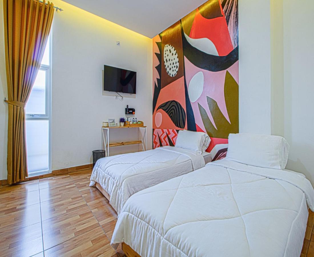 D'Journey Hotel Лембанг Экстерьер фото