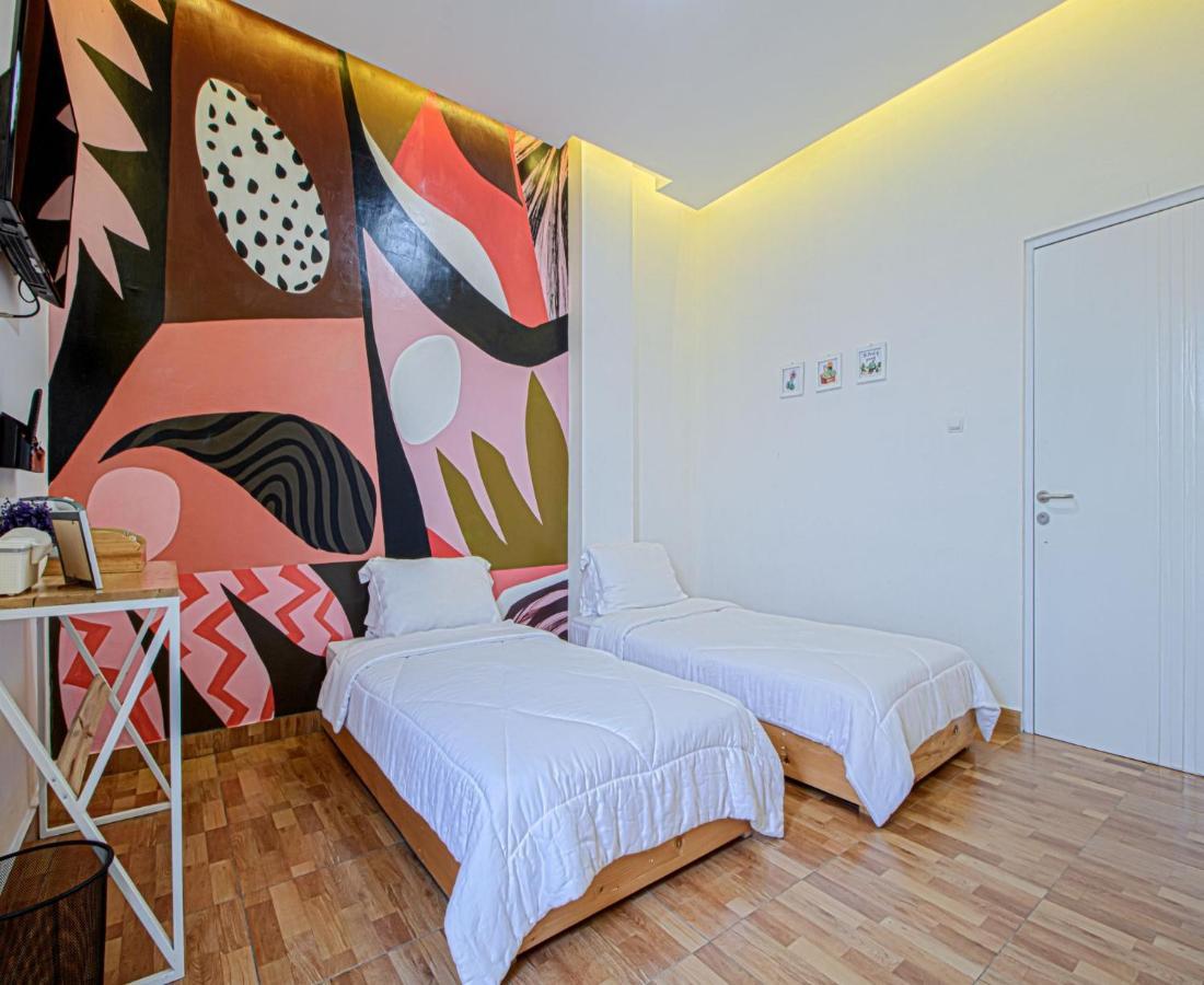 D'Journey Hotel Лембанг Экстерьер фото